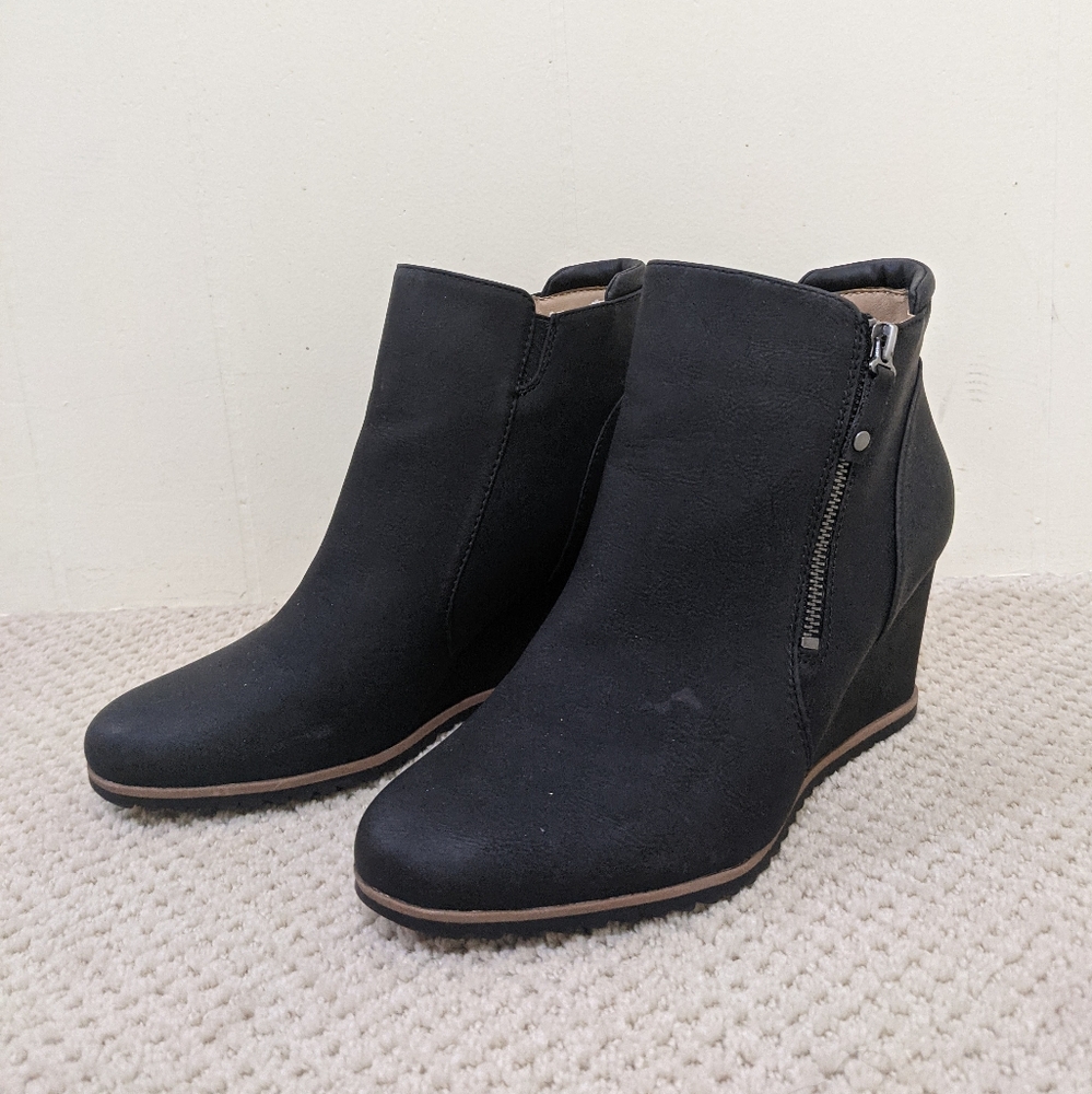 SOUL Naturalizer Haley Black Ankle Wedge Heel Boot